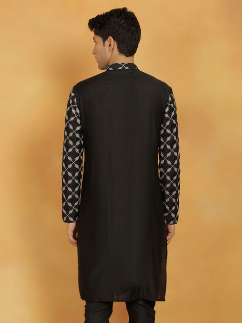 Vastramay Men's Black Cotton Blend Kurta